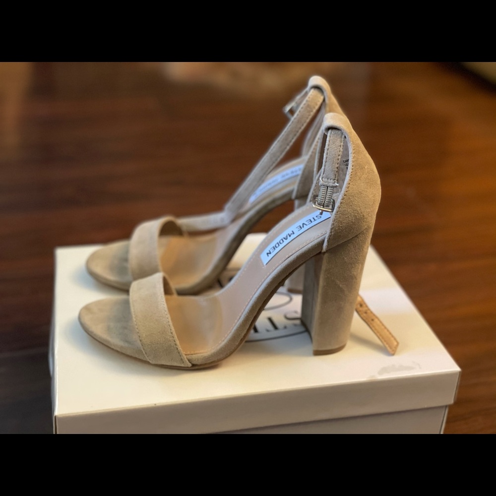 Steve Madden Carrson suede heels
